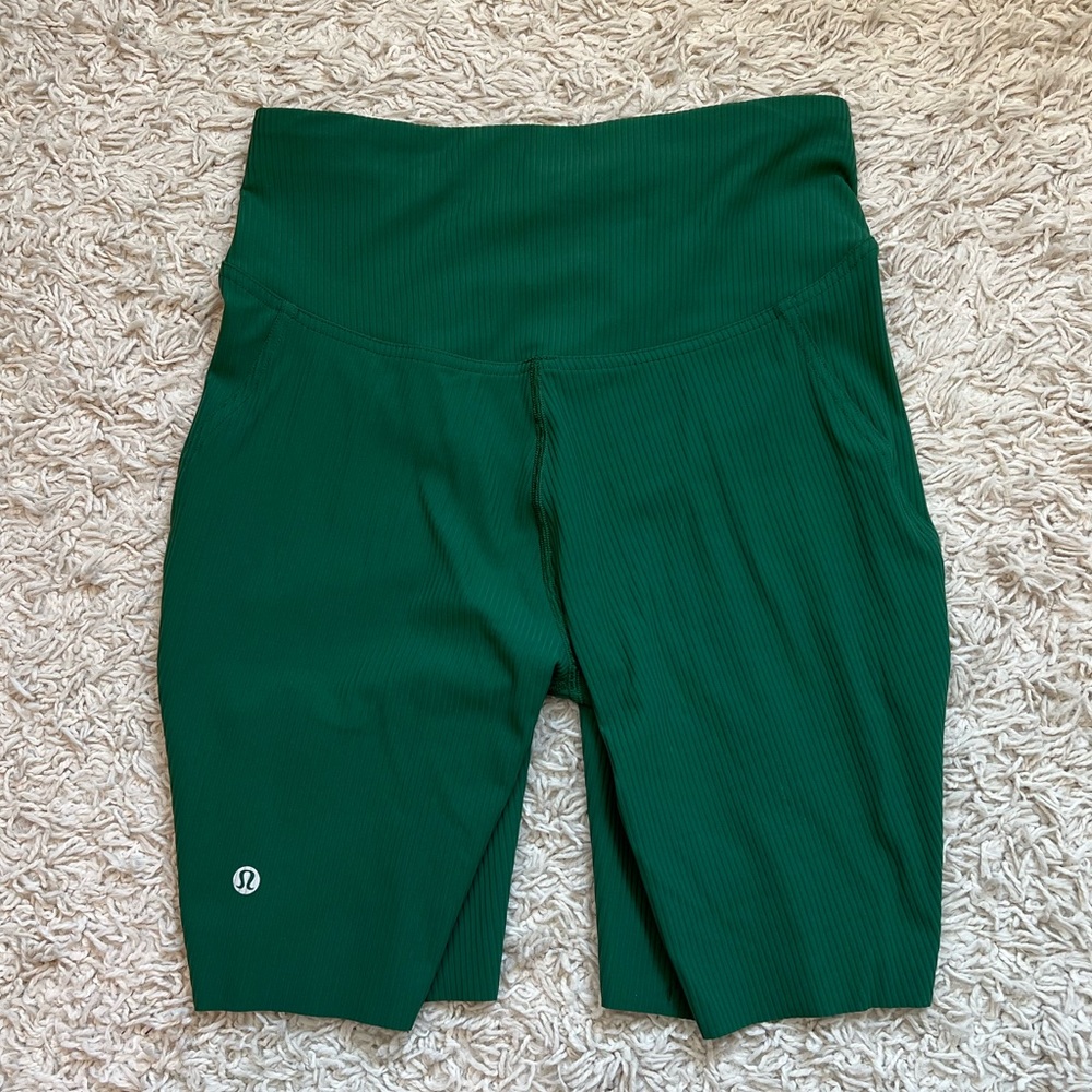 NWOT base pace biker shorts
